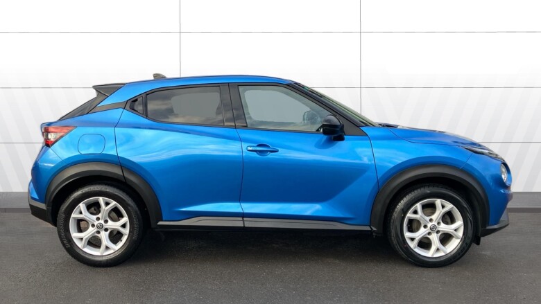 Nissan Juke 1.0 DiG-T N-Connecta 5dr DCT Petrol Hatchback